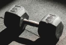 Dumbbell tricep exercises :Exercises, Tips and Tricks Dumbbell tricep exercises :Exercises, Tips and Tricks
